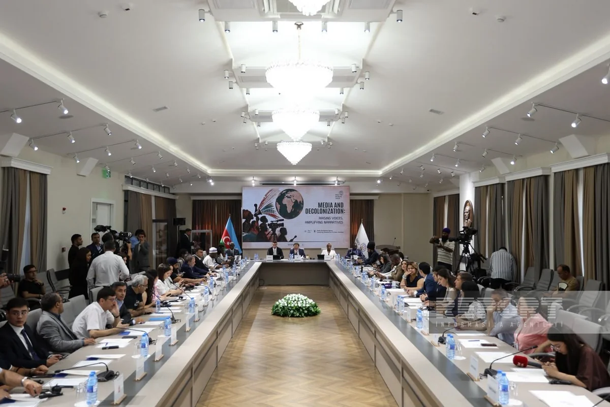 Baku hosts first session of conference on media and decolonization
