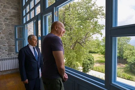 İlham Əliyev Şuşada Sadıqcanın evinin bərpadan sonra açılışında iştirak edib