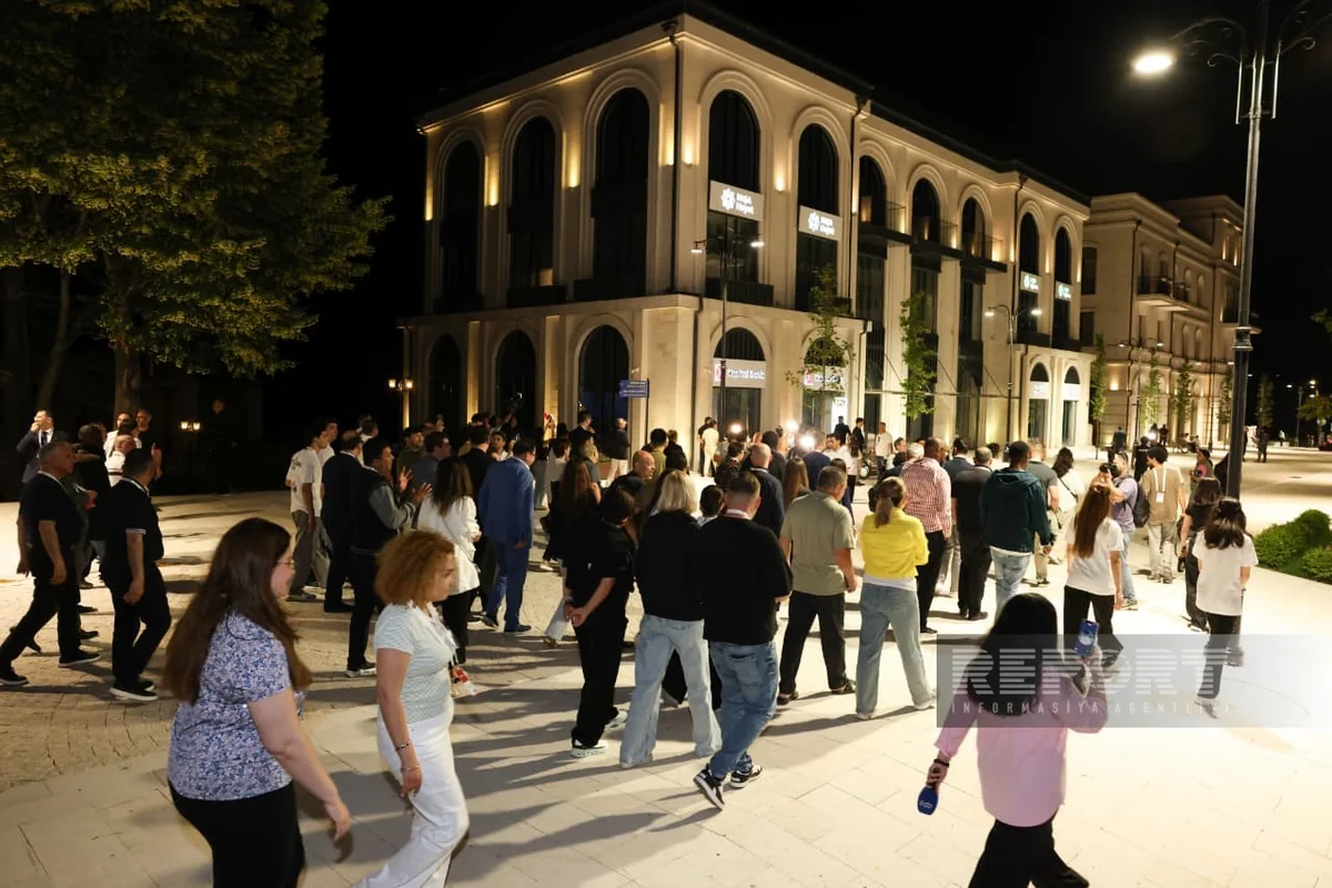 Shusha Global Media Forum participants tour newly built Karabakh Street