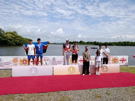Azərbaycan avarçəkənləri Gürcüstandakı turnirdə 18 medal qazanıblar
