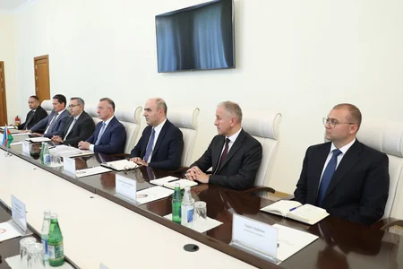 Rusiyanın səhiyyə naziri Azərbaycana gəlib