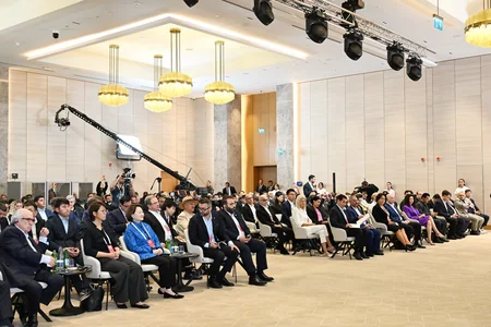 İlham Əliyev IV Şuşa Qlobal Media Forumunun açılışında iştirak edib - YENİLƏNİB-2