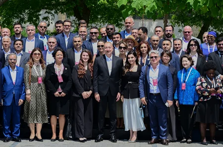 Prezident İlham Əliyev IV Şuşa Qlobal Media Forumunun açılışında iştirak edib - YENİLƏNİB-3
