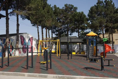 Suraxanıda 14 İyul küçəsi və parkda abadlıq işləri aparılıb