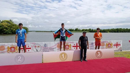 Azərbaycan avarçəkənləri Gürcüstandakı turnirdə 18 medal qazanıblar