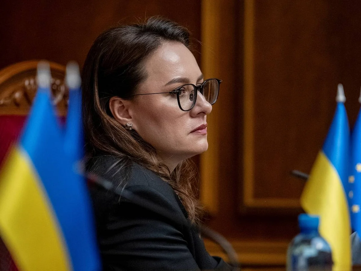 Ukrayna parlamentinə Baş nazir Yuliya Sviridenkonun istefa ərizəsi daxil olub