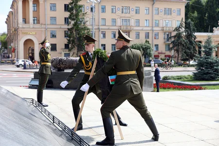 Kərim Vəliyev belaruslu həmkarı ilə regional təhlükəsizliyi müzakirə edib