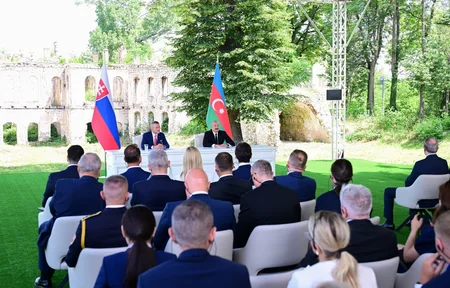 Azərbaycan və Slovakiya prezidentləri mətbuata bəyanatlarla çıxış ediblər - YENİLƏNİB-2