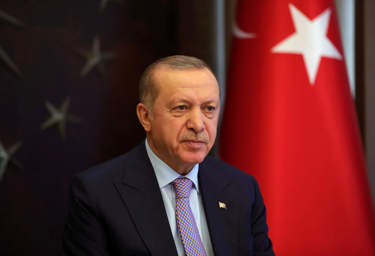 Ərdoğan: 15 iyul gecəsi Türkiyə xalqının göstərdiyi cəsarətin demokratiya tarixində bənzəri yoxdur
