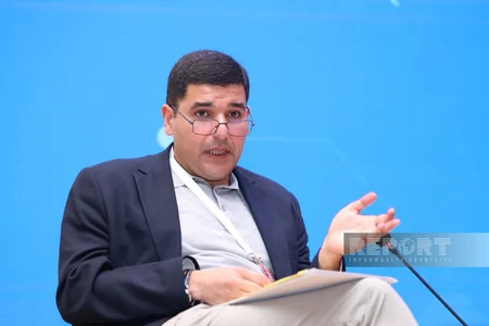 Şuşa Forumunda mütəxəssislər süni zəkanın media sahəsinə təsirini dəyərləndiriblər