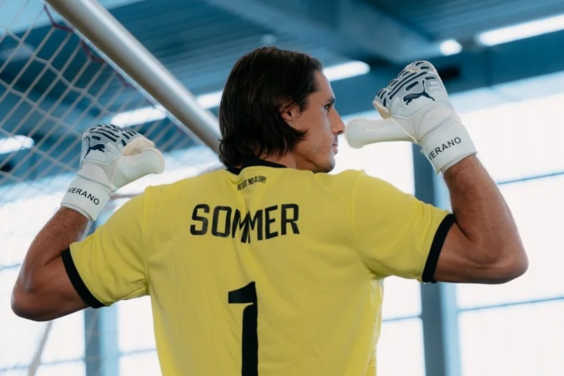 Yann Zommer Brügge klubu ilə müqavilə imzalayıb