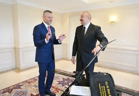 Prezident İlham Əliyevin Şuşada Slovakiya Prezidenti ilə geniş tərkibdə görüşü olub - YENİLƏNİB