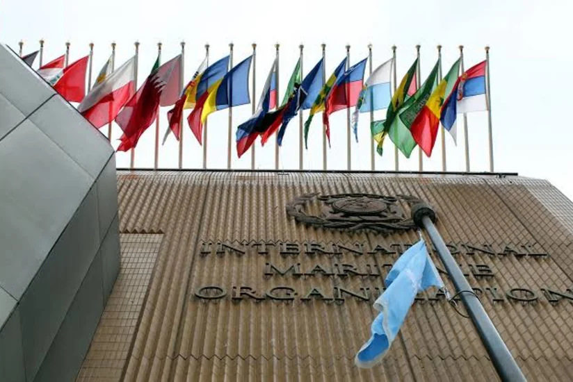 IMO против взимания платы за проход судов через Ормузский пролив