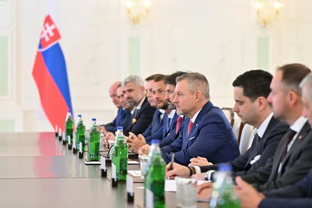 Prezident İlham Əliyevin Şuşada Slovakiya Prezidenti ilə geniş tərkibdə görüşü olub - YENİLƏNİB