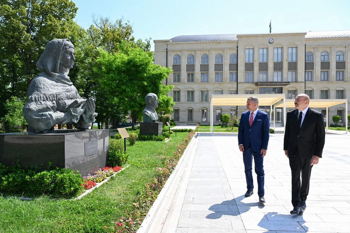 Presidents Ilham Aliyev and Peter Pellegrini view bullet-riddled busts of Azerbaijan's prominent figures in Shusha