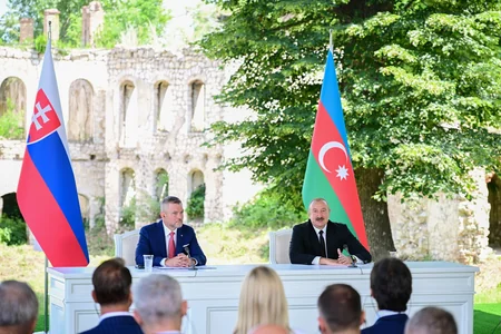 Azərbaycan və Slovakiya prezidentləri mətbuata bəyanatlarla çıxış ediblər - YENİLƏNİB-2