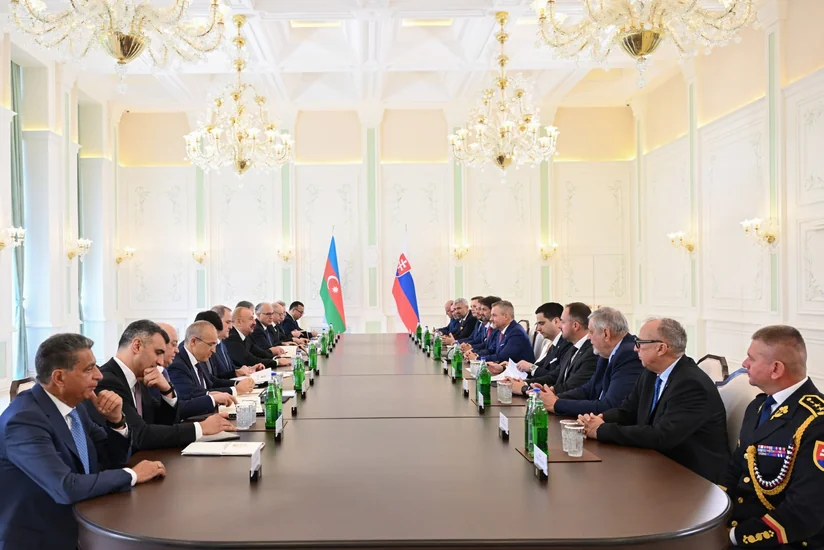 Prezident İlham Əliyevin Şuşada Slovakiya Prezidenti ilə geniş tərkibdə görüşü olub - YENİLƏNİB