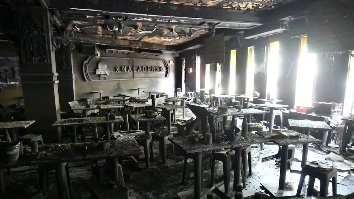 Bangkok pub fire leaves 30 dead, 76 injured