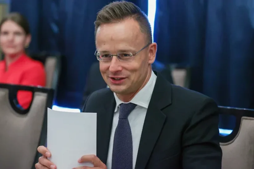 Сийярто откажется от депутатского мандата ради работы в BYD
