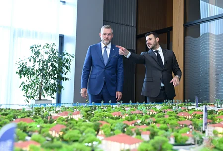 Slovakiya Prezidenti Sea Breezelə tanış olub