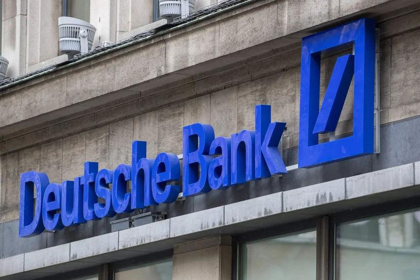 В центре Франкфурта прошли обыски в филиале Deutsche Bank