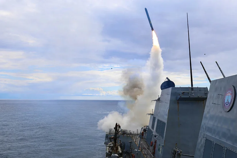 ВС США начали вторую волну ударов по военным объектам Ирана