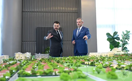 Slovakiya Prezidenti Sea Breezelə tanış olub