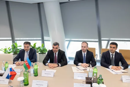 Azərbaycan və Slovakiya rəqəmsal dələduzluqla mübarizəni müzakirə edib