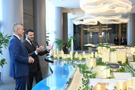 Slovakiya Prezidenti Sea Breezelə tanış olub