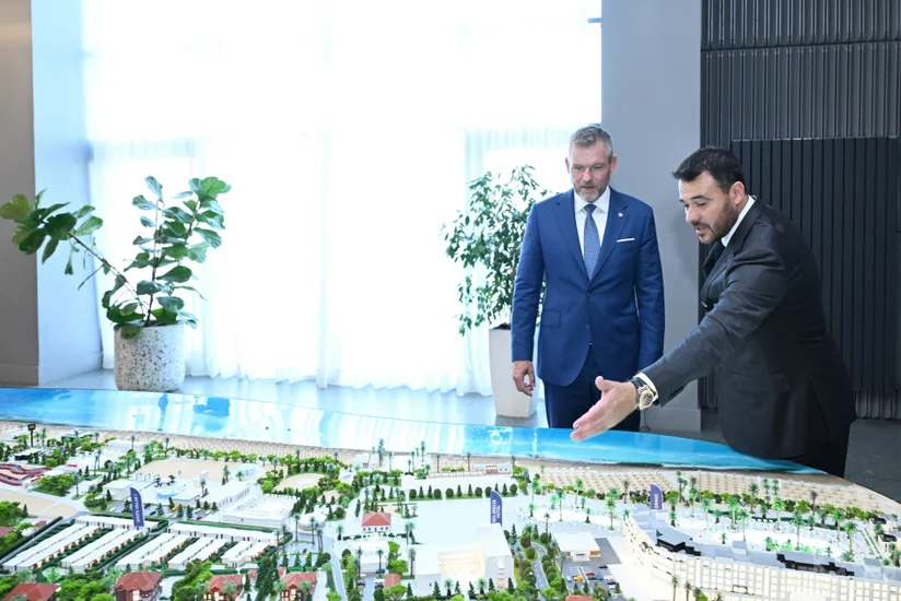 Slovakiya Prezidenti Sea Breezelə tanış olub