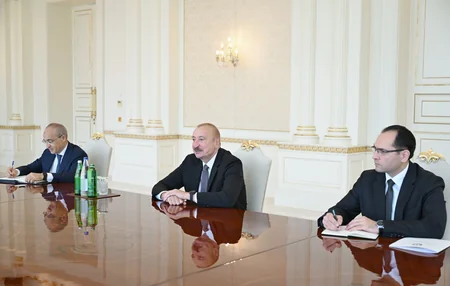President Ilham Aliyev receives John Deere delegation