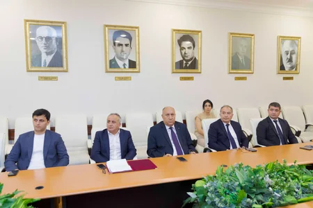 Azərbaycan Tibb Universitetinin Rektoryanı Şurasının növbəti iclası keçirilib