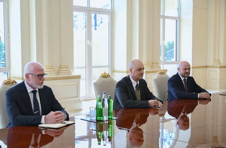 President Ilham Aliyev receives John Deere delegation