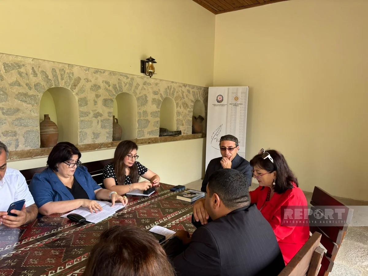 İlqar Fəhmi: Vaqif Poeziya Günləri ölkədəki ədəbi hadisələrin mərkəzinə çevrilib