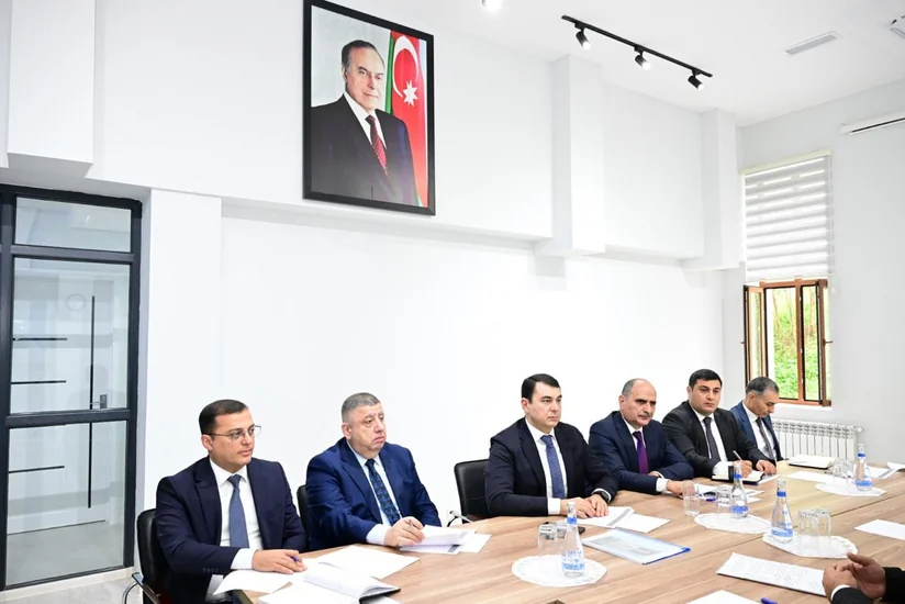 Adil Kərimli Şuşada vətəndaşları qəbul edib