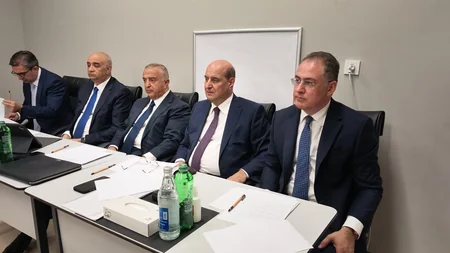 Zaur Mikayılov Füzulidə vətəndaşları qəbul edib