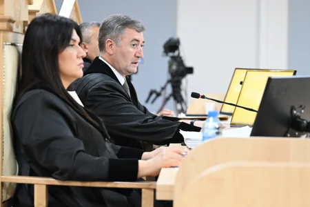Ermənistan vətəndaşlarının şikayətləri üzrə apellyasiya məhkəməsində təqsirləndirilən şəxslərin çıxışları başa çatıb