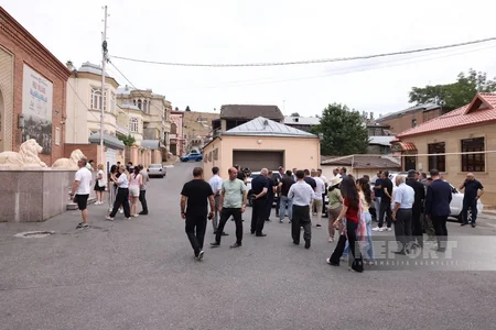 Qusarda dini mövzuda konfransın iştirakçıları Qubada dini ziyarətgahlarla tanış olublar