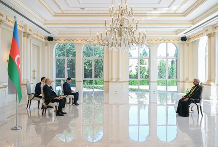 President Ilham Aliyev received credentials of newly appointed Omani ambassador
