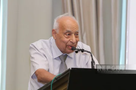 VK Rəyasət Heyətinin geniştərkibli iclası və vəkilliyə namizədlərin andiçmə mərasimi keçirilib