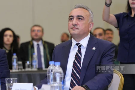 VK Rəyasət Heyətinin geniştərkibli iclası və vəkilliyə namizədlərin andiçmə mərasimi keçirilib