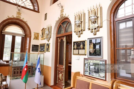 Qusarda dini mövzuda konfransın iştirakçıları Qubada dini ziyarətgahlarla tanış olublar