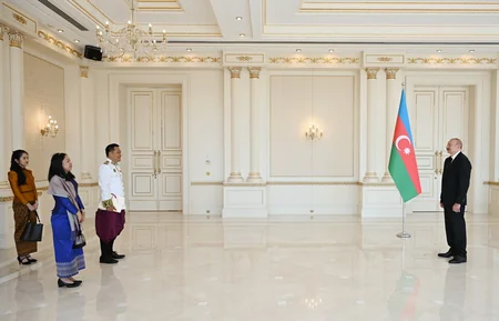 İlham Əliyev Kambocanın Azərbaycanda yeni təyin olunmuş səfirinin etimadnaməsini qəbul edib