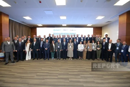 Milli mətbuatın 151 illiyinə həsr olunmuş konfransda media nümayəndələri mükafatlandırılıb