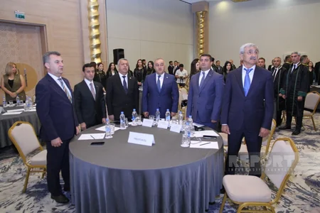 VK Rəyasət Heyətinin geniştərkibli iclası və vəkilliyə namizədlərin andiçmə mərasimi keçirilib