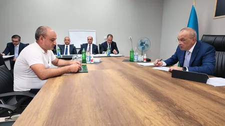 Zaur Mikayılov Füzulidə vətəndaşları qəbul edib