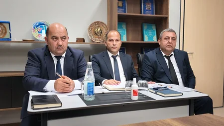 Zaur Mikayılov Füzulidə vətəndaşları qəbul edib