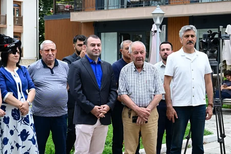 Şuşada Kitab dayanacağı istifadəyə verilib