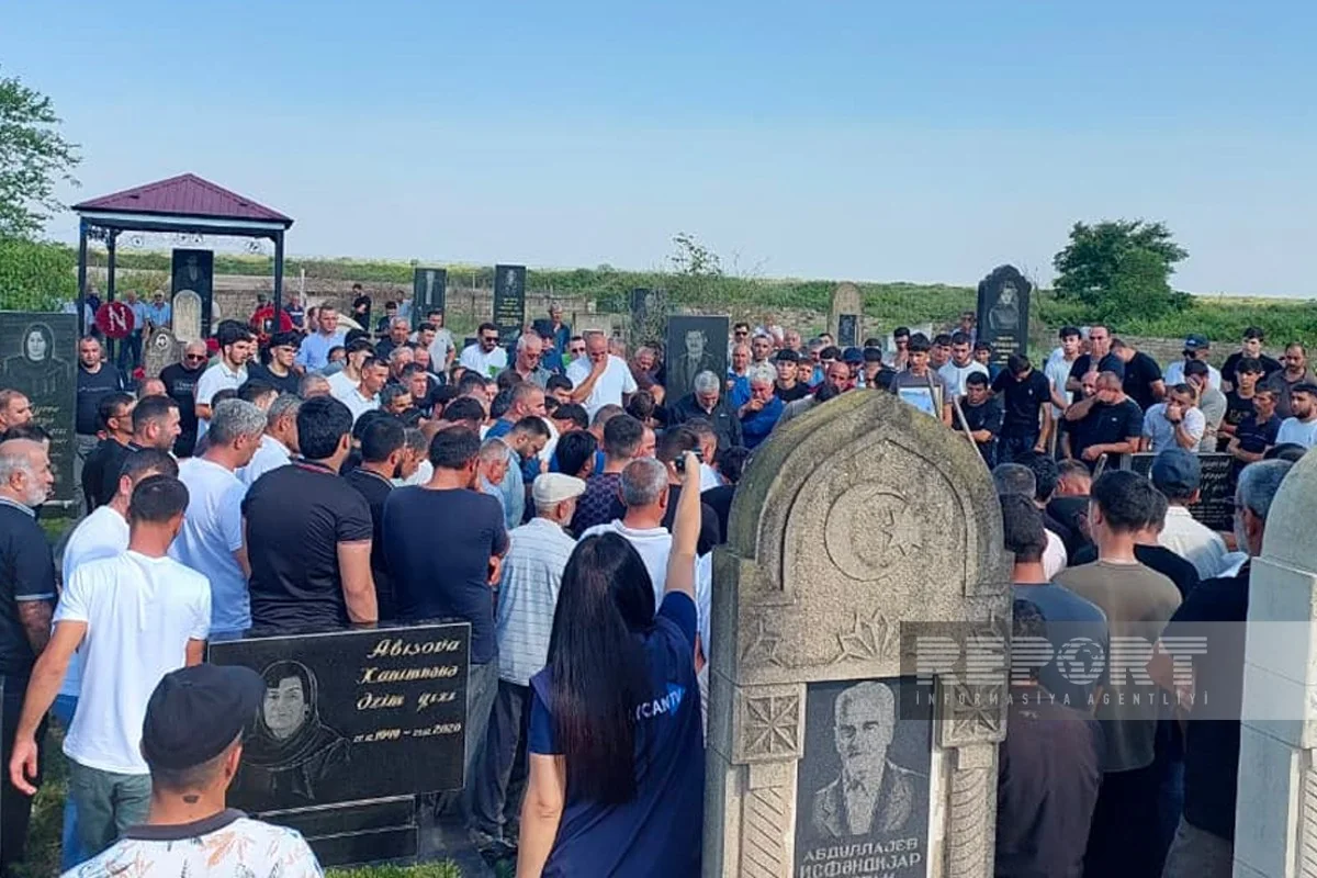 Body of ship's captain killed off coast of Odesa buried in Azerbaijan's Lankaran