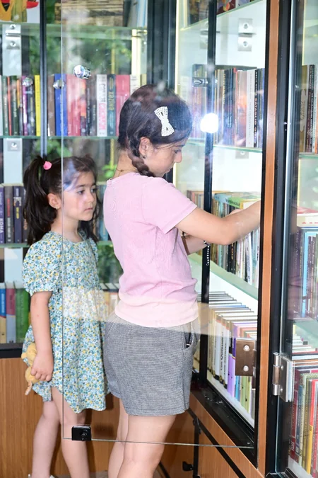 Şuşada Kitab dayanacağı istifadəyə verilib